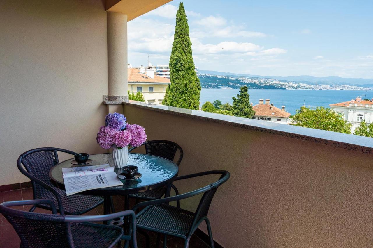 Downtown Apartments Dorian And Nadia Opatija Dış mekan fotoğraf
